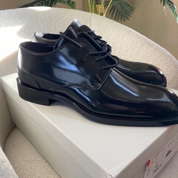 Burberry Men's Black Leather Dress Shoes - Picture 3 of 6